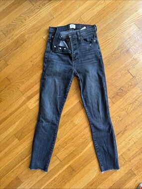 Alice and Olivia High-Rise Button-Fly Frayed Hem Faded Black Skinny Jeans